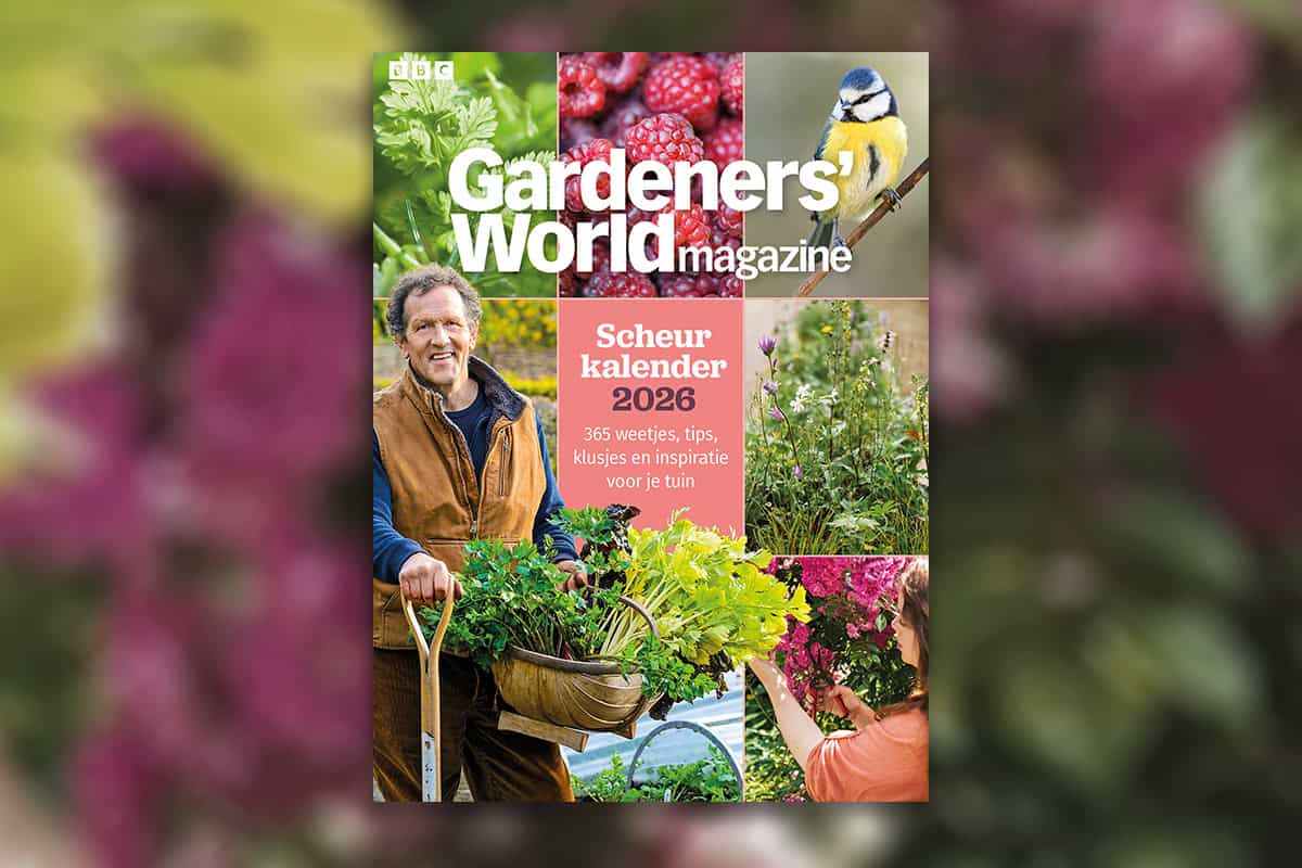 Afbeelding van de voorkant van de Gardeners' World scheurkalender 2026.