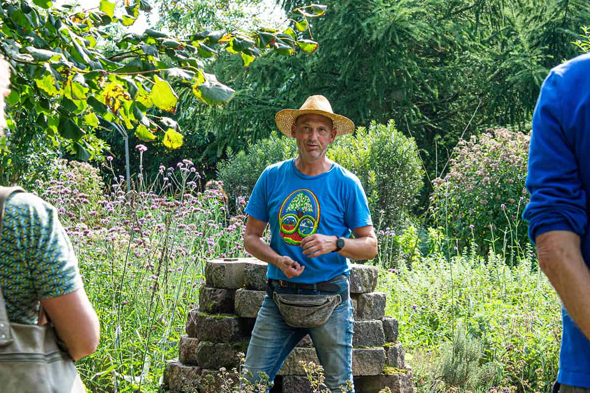 Jos Timmermans geeft rondleiding