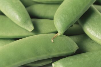 Groene Sugar snaps opgestapeld.